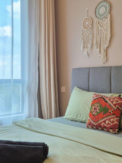Serene And Peaceful 2 Bedrooms 3 Pax - 10 Min To Ciq Pangsapuri *