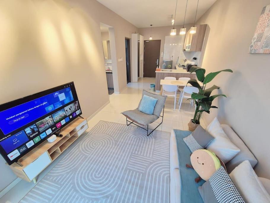 Pangsapuri Serene And Peaceful 2 Bedrooms 3 Pax - 10 Min To Ciq